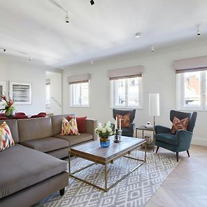 Three-Bedroom Spacious Apartment